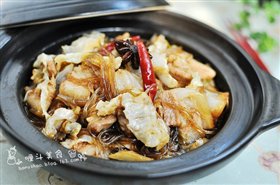 砂锅白菜炖粉条