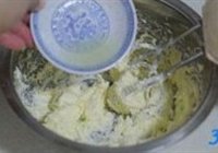 经典乳酪布丁的做法 步骤3