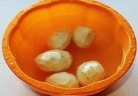 松针芋儿鸡的做法 步骤3