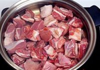 红枣焖羊肉的做法 步骤2