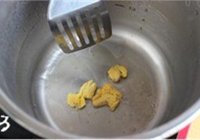 柱候酱焖牛腩萝卜的做法 步骤3