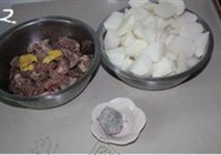 柱候酱焖牛腩萝卜的做法 步骤2