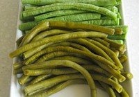 大碗鸳鸯长豆角的做法 步骤2