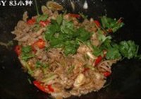 葱爆羊肉的做法 步骤6