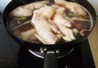 简易版卤猪蹄的做法 步骤7