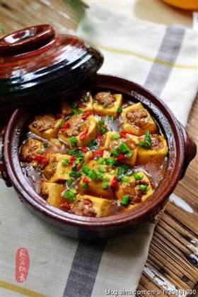 砂锅煲豆腐酿
