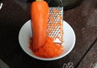 胡萝卜冬菇猪肉馅馄饨的做法 步骤1