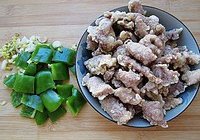 美味溜肉段的做法 步骤8