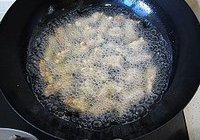 美味溜肉段的做法 步骤6