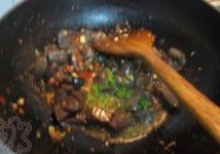 剁椒鸡血的做法 步骤6