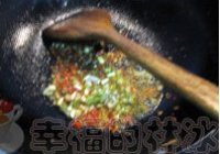 剁椒鸡血的做法 步骤2