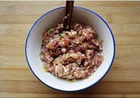 油豆腐酿肉的做法 步骤5