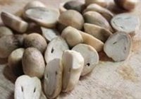 蚝油草菇的做法 步骤2