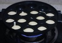 豆沙鸡蛋仔的做法 步骤7