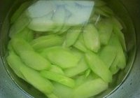 蒜蓉芥兰片的做法 步骤4