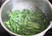 芥兰炒牛肉的做法 步骤4