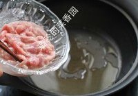 青笋炒肉丝的做法 步骤4