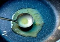 鲜肉蛋卷的做法 步骤2