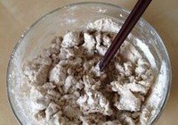 蘑菇莜面鱼鱼的做法 步骤2