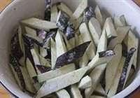 香酱茄子烧针菇的做法 步骤1