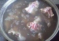 罗汉果陈皮炖龙骨的做法 步骤2