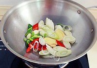 葱爆羊肉片的做法 步骤3