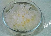 银耳沙参饮的做法 步骤1