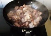 大鸡炖粉条的做法 步骤4