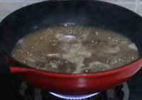 酸辣滑肉汤的做法 步骤8