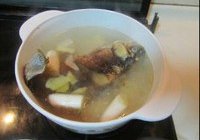 豆腐蘑菇炖鲫鱼的做法 步骤9
