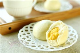 美味奶黄包