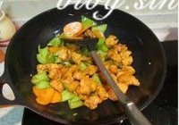 溜肉段的做法 步骤9