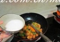 溜肉段的做法 步骤10