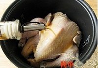 盐焗鸡的做法 步骤5