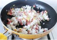 蛋包饭的做法 步骤7