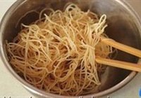 三丝辣炒米粉的做法 步骤6
