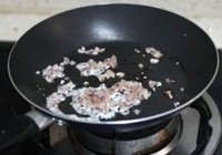 煎培根鸡胸肉的做法 步骤3