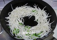 生炒青白蛇的做法 步骤9