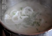 鲜鱼汤粉的做法 步骤8