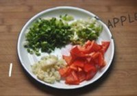 柴鱼酱香茄子的做法 步骤1