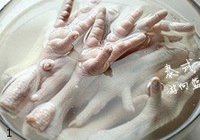 泰式甜辣鸡脚的做法 步骤1
