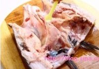 剁椒鱼头的做法 步骤2