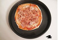 菠萝金枪鱼披萨的做法 步骤4