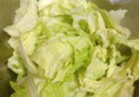栗子白菜鸭架汤的做法 步骤6