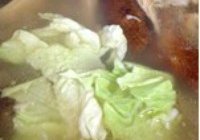 栗子白菜鸭架汤的做法 步骤12