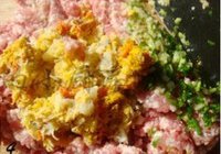 蟹肉小笼包的做法 步骤4