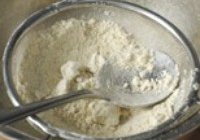 茶香绿豆糕的做法 步骤2
