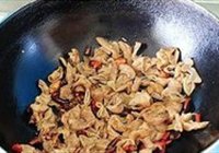 重庆辣子肥肠的做法 步骤14