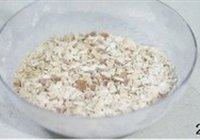 坚果巧克力能量块的做法 步骤2