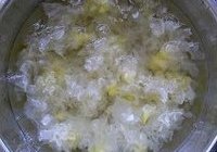 南北杏银耳雪梨羹的做法 步骤2